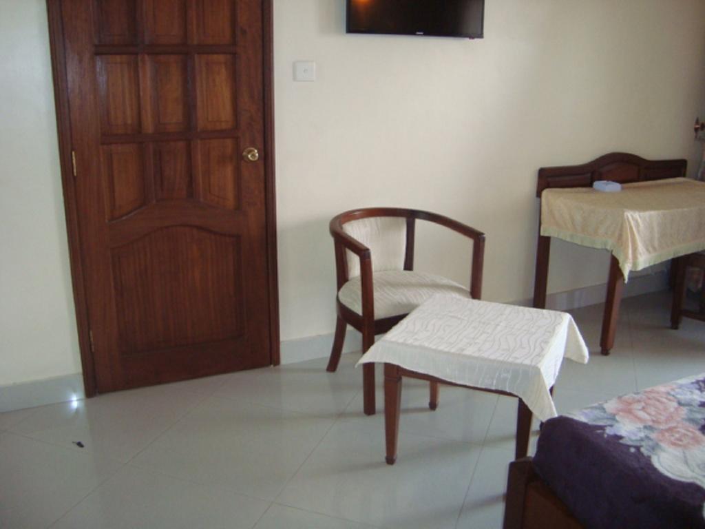 Tudor Water Sports Hotel Mombasa Exterior foto