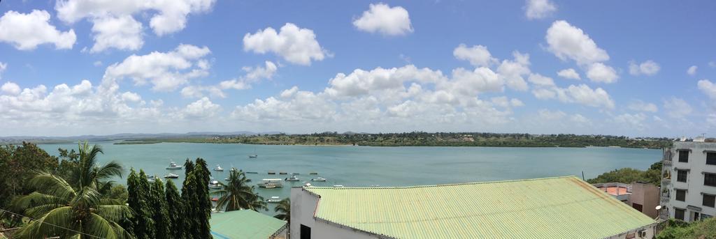 Tudor Water Sports Hotel Mombasa Exterior foto